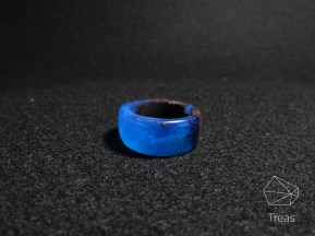 Кольцо из дерева Венге и смолы (синее)
